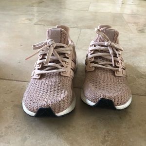 ADIDAS ROSE GOLD ULTRA BOOSTS